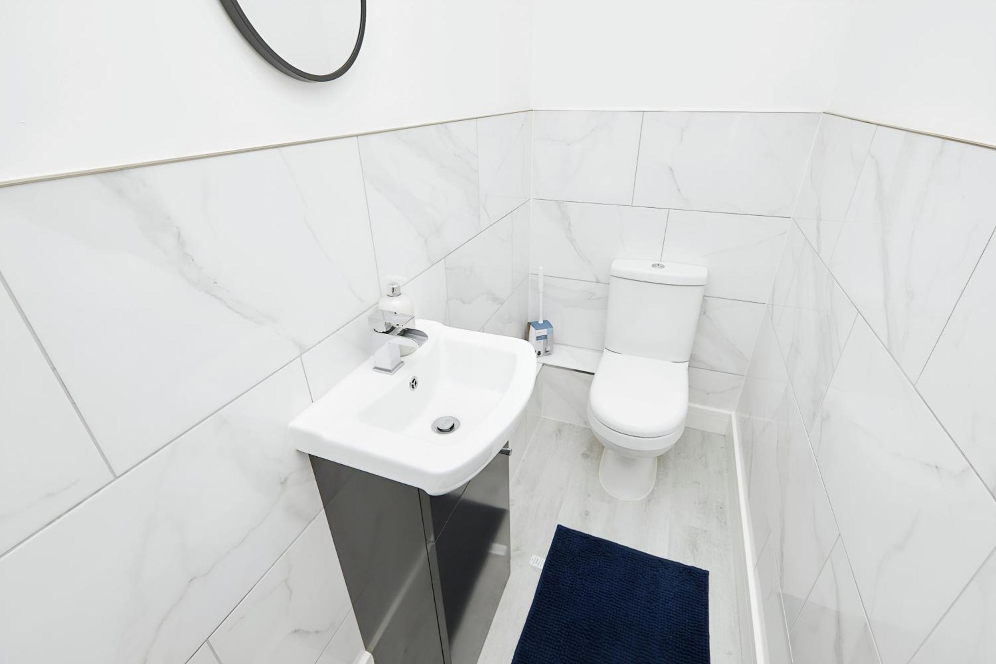 Modern Home In Derby City Centre - Free Gated Parking Extérieur photo